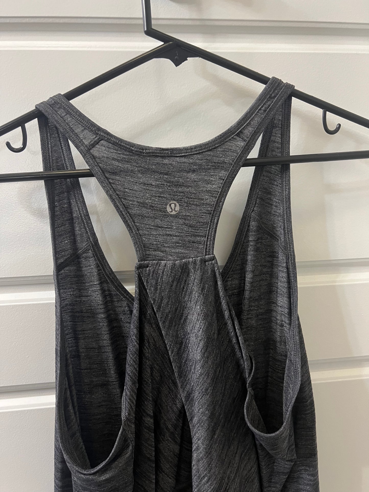Lululemon Grey Tank |