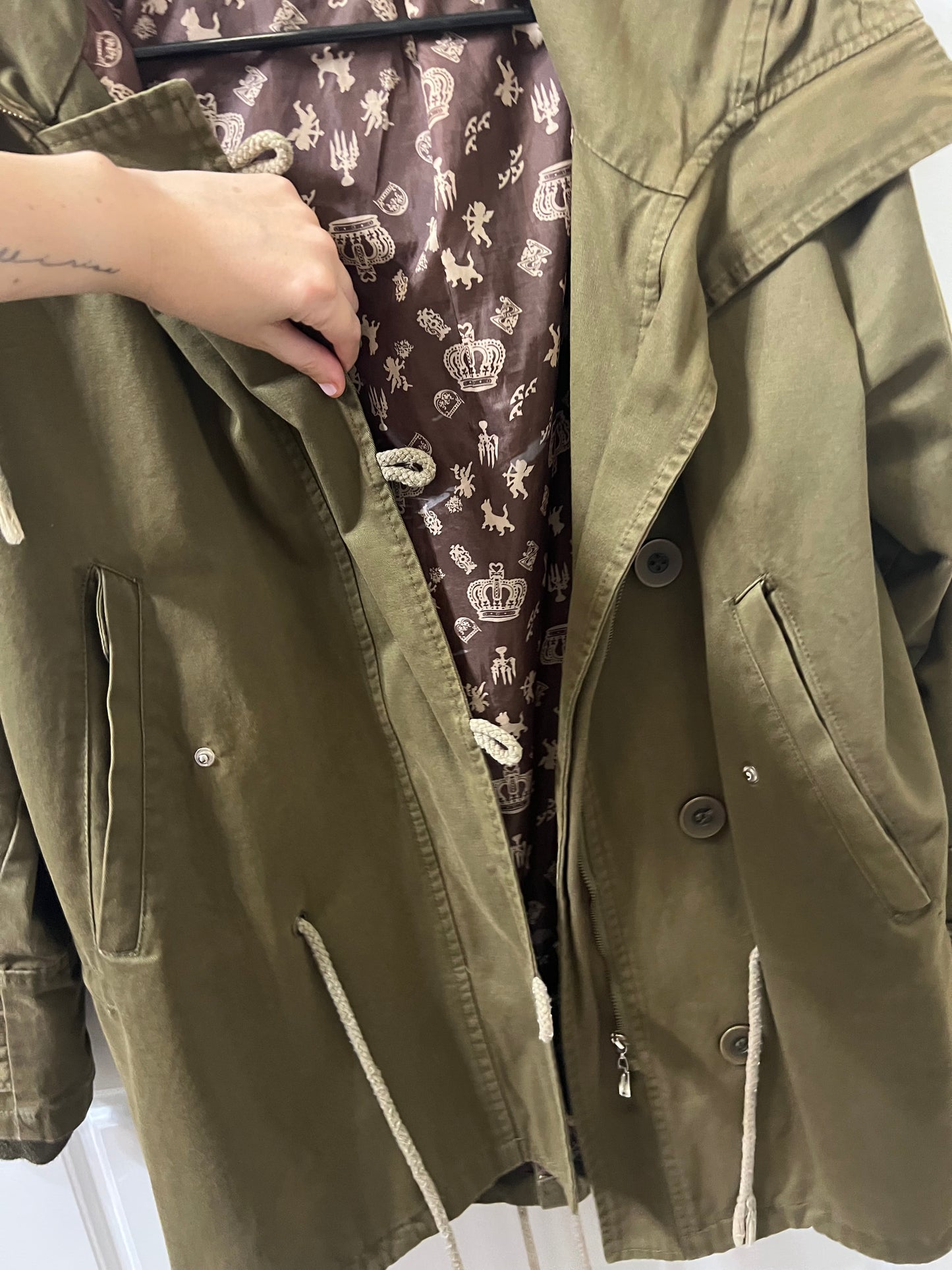 Chic Olive Green Hooded Military-Style Jacket | Size S/M